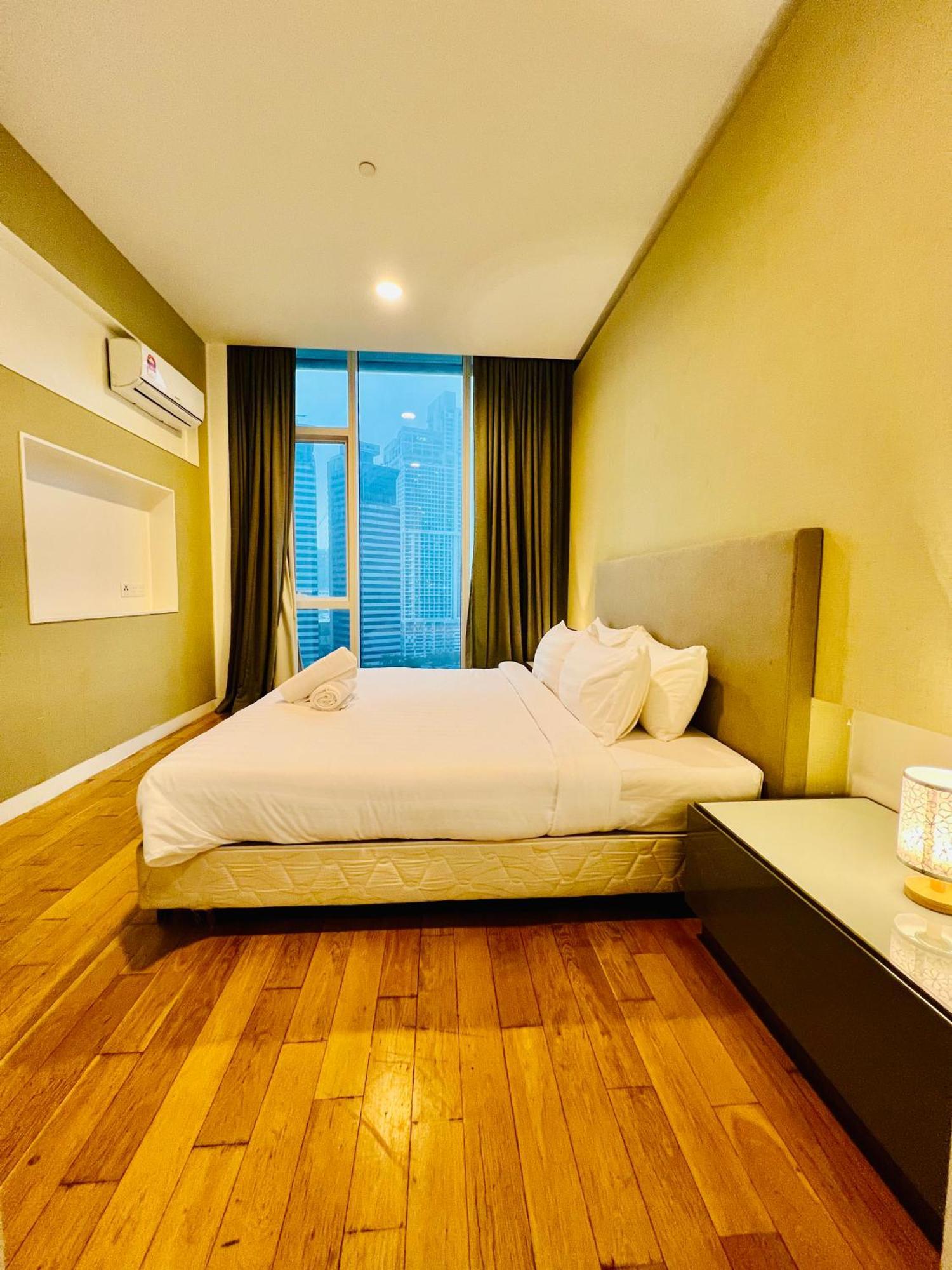 Astern At Platinum Klcc Kuala Lumpur